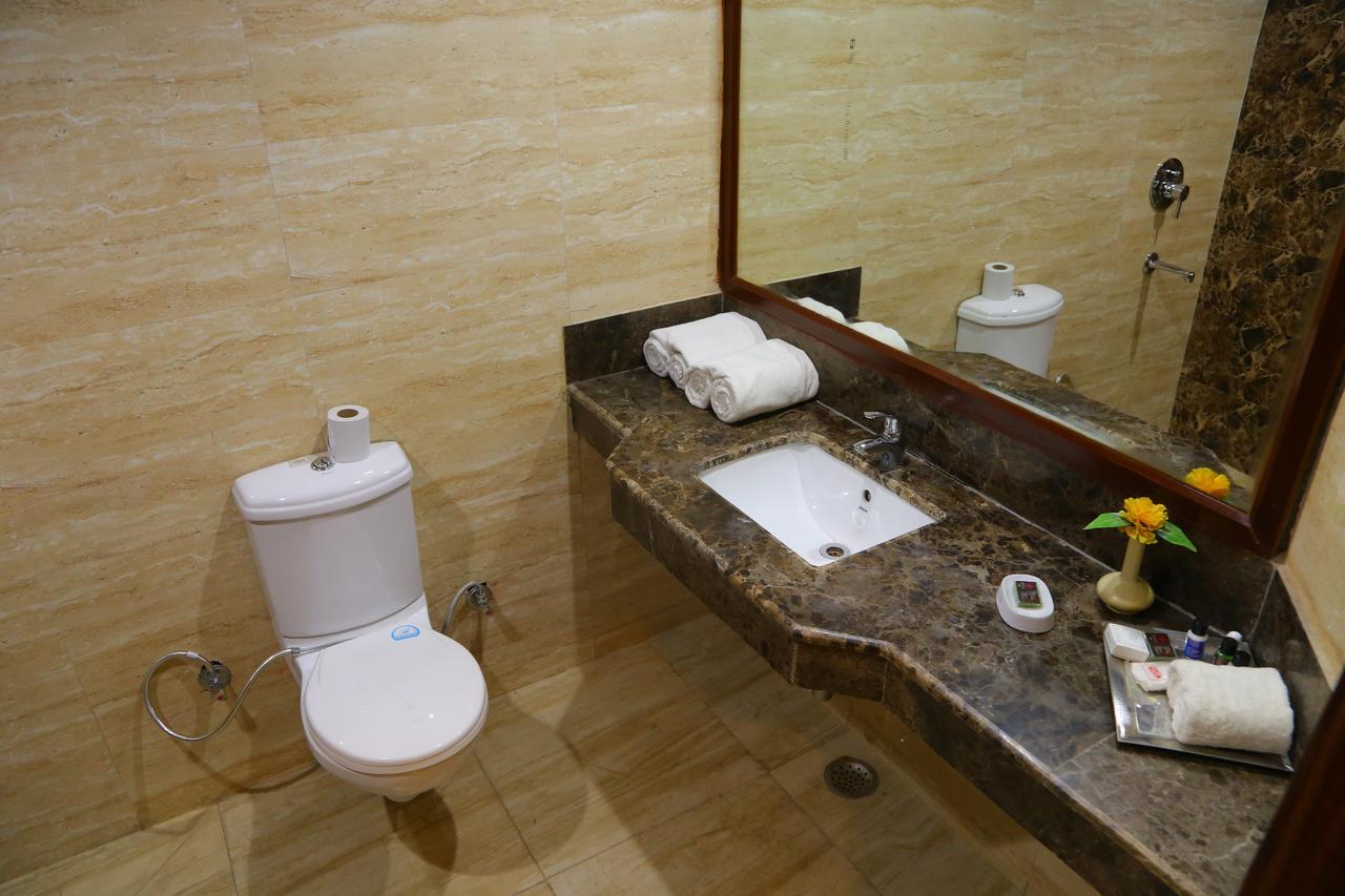Magsons Resorts Vrindavan Kosi Bagian luar foto