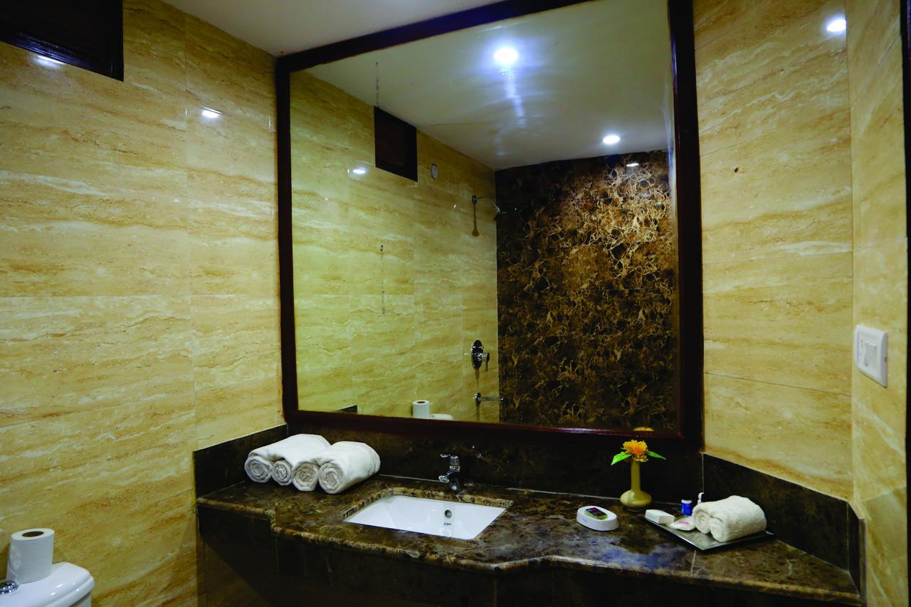 Magsons Resorts Vrindavan Kosi Bagian luar foto