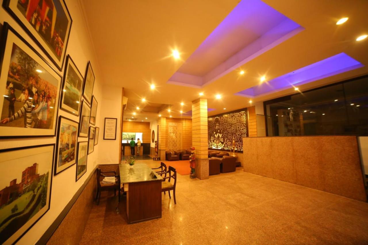 Magsons Resorts Vrindavan Kosi Bagian luar foto